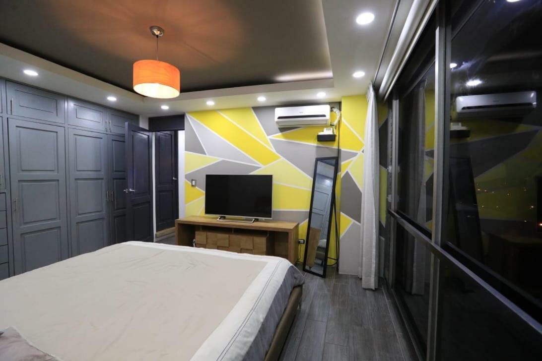 Apartamento Avenida Reforma Ciudad De Guatemala Lejlighed Eksteriør billede